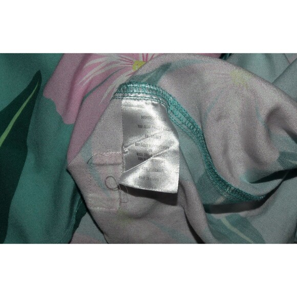 Duvin Camp Shirt Mens Medium Green Pink Floral Hawaiian Rayon Casual Button Up - Picture 7 of 7